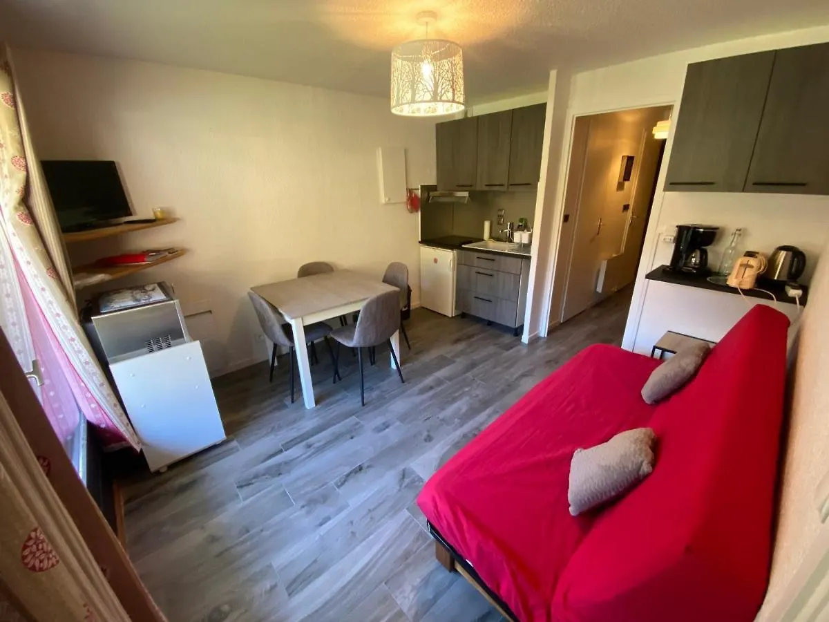 Bel Appartement A Chatel, Proche Centre Et Remontees Mecaniques, Avec Balcon Et Parking - Fr-1-693-3 Chatel