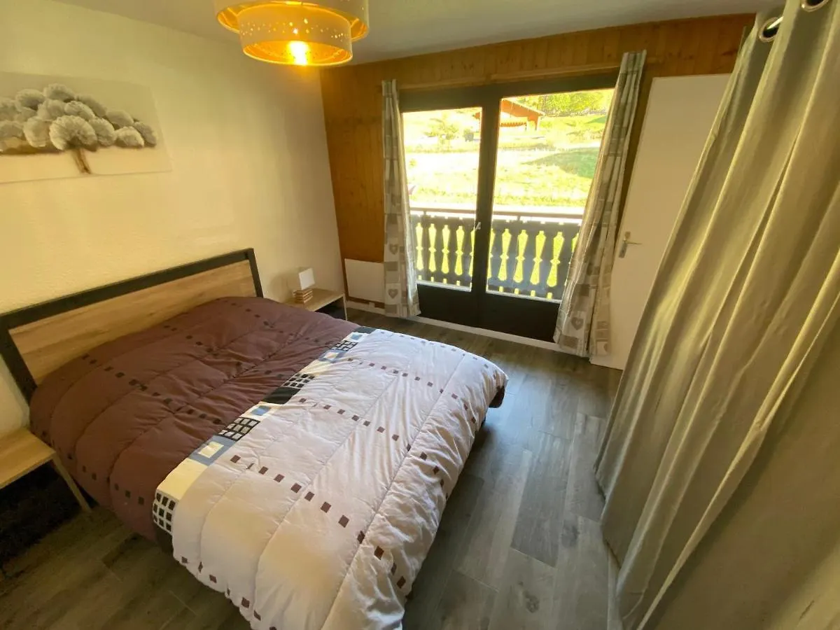 Bel Appartement A Chatel, Proche Centre Et Remontees Mecaniques, Avec Balcon Et Parking - Fr-1-693-3 0*, Chatel