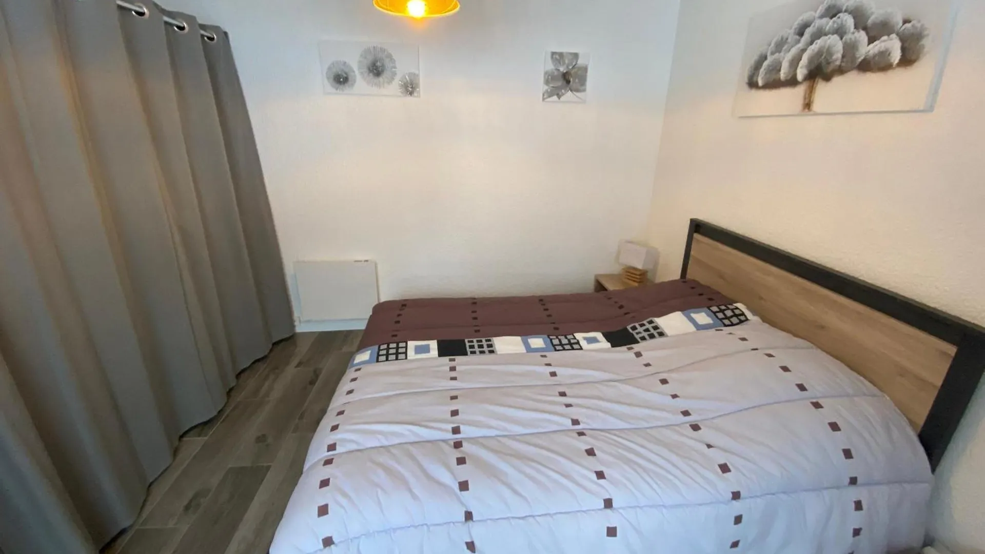 Apartment Bel Appartement A Chatel, Proche Centre Et Remontees Mecaniques, Avec Balcon Et Parking - Fr-1-693-3